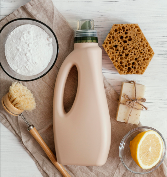 Comparación entre bicarbonato y productos comerciales para limpiar el baño