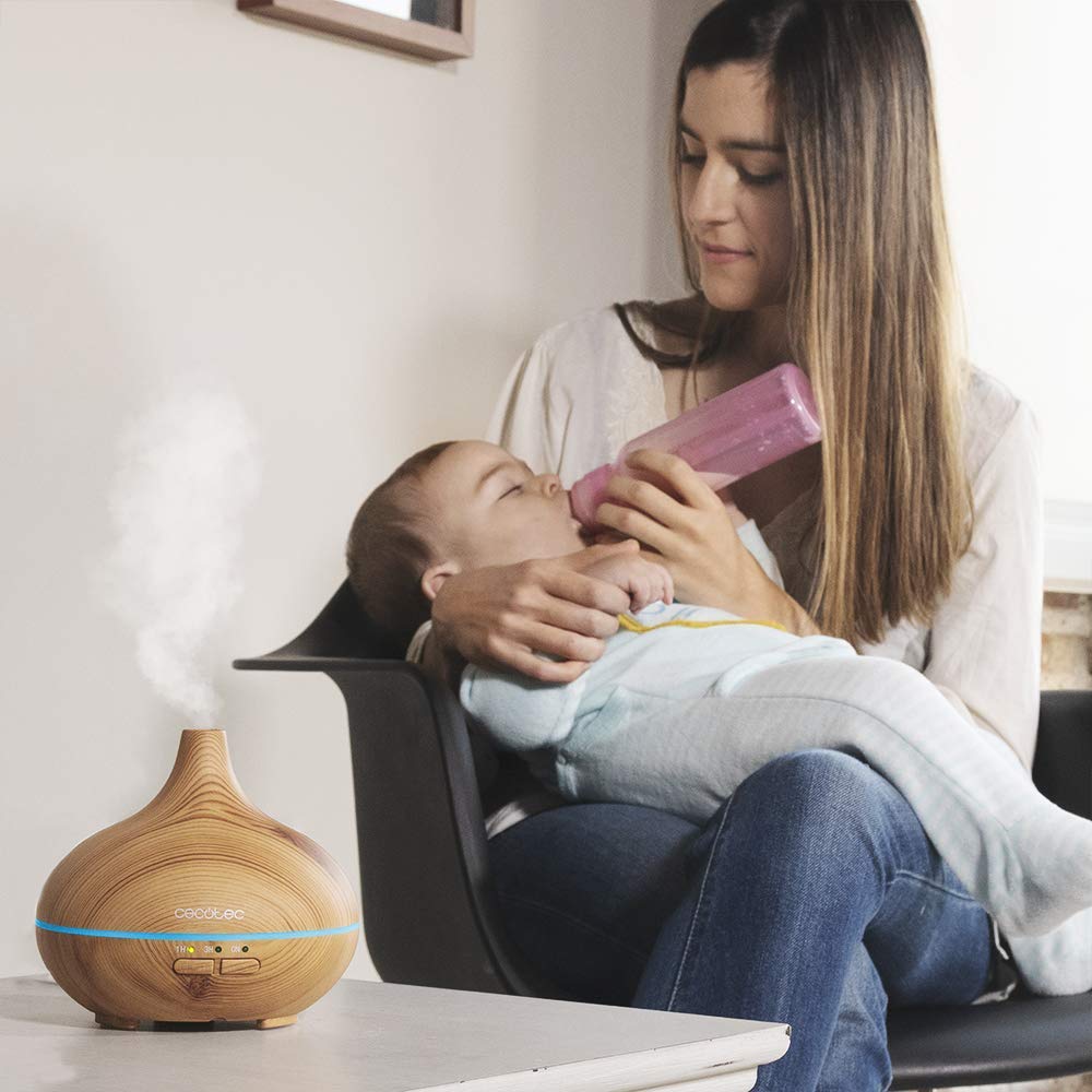 Cecotec Humidificador Ultrasónico y Difusor de Aromas con Temporizador Pure Aroma 150 Yang. Capacidad 150 ml, Temporizador 3 Horas, 7 Colores led, Función aromaterapia, Ultra silencioso