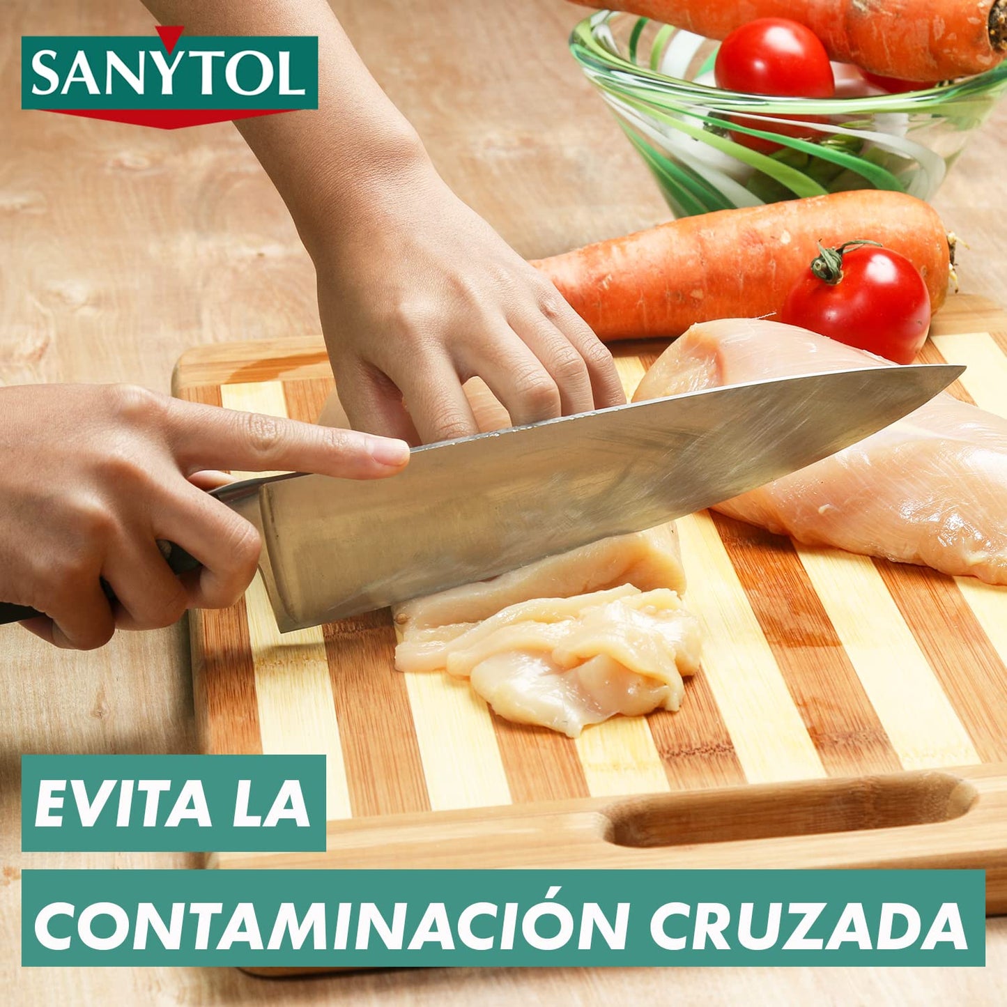 Sanytol - Spray Limpiador Desinfectante Quitagrasas, Desengrasa y Elimina el 99,9% de Gérmenes Sin Lejía, Perfume Limón - 750 ml