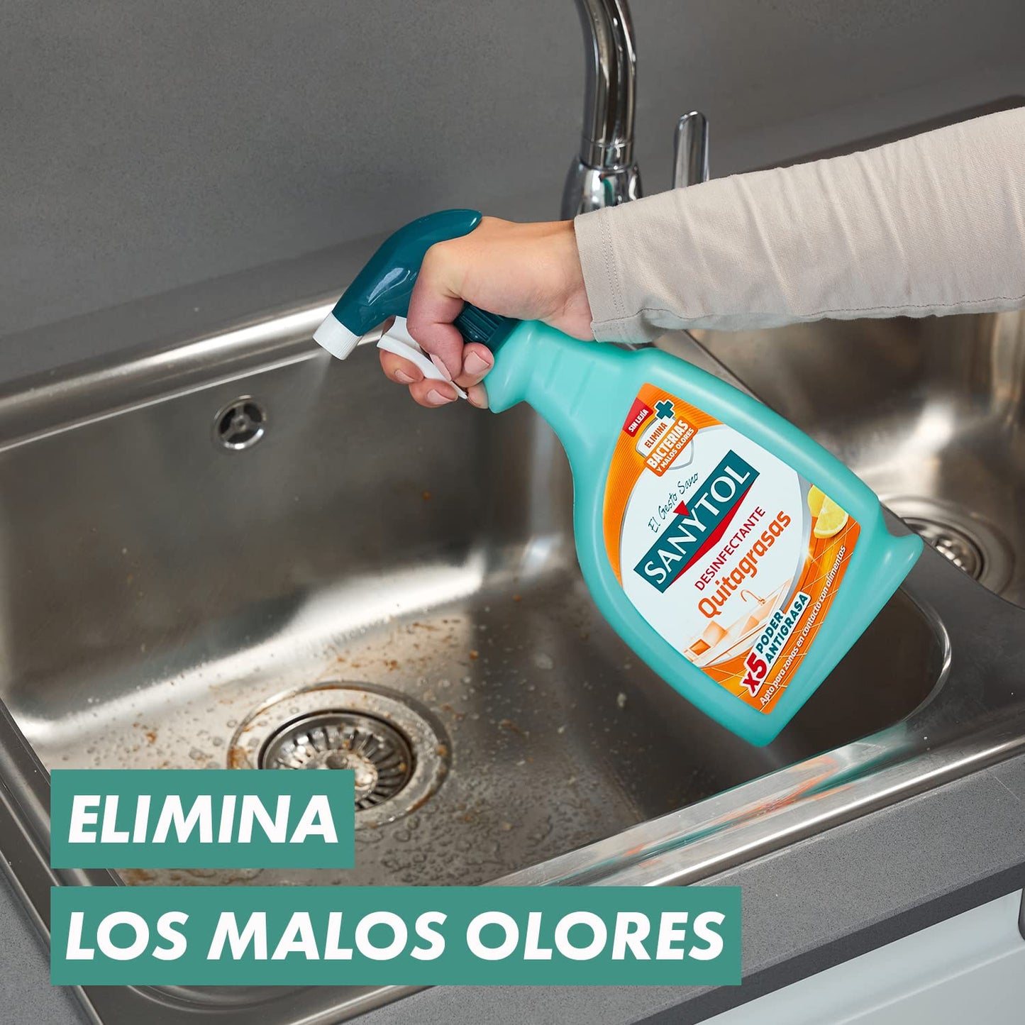 Sanytol - Spray Limpiador Desinfectante Quitagrasas, Desengrasa y Elimina el 99,9% de Gérmenes Sin Lejía, Perfume Limón - 750 ml