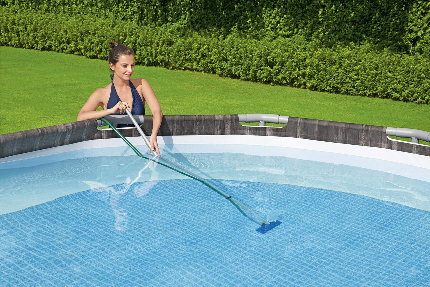 Bestway 58013 - Kit de Limpieza Piscinas Limpiafondos, Recogehojas y Pértiga 174 cm, Multicolor