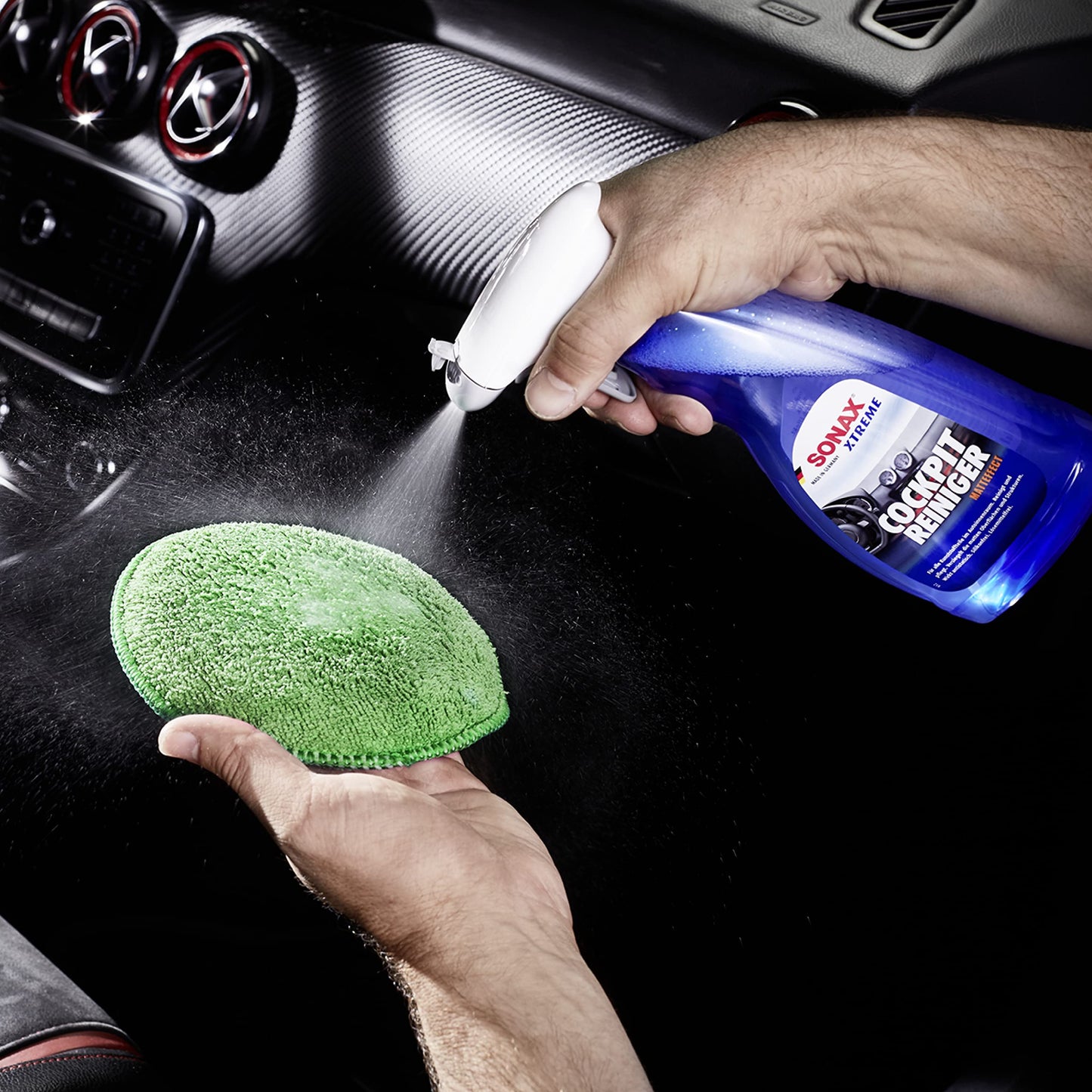 SONAX XTREME Limpiador de Cockpit efecto mate (500 ml) limpia salpicaderos y cuida las superficies plásticas en el interior del automóvil, N. 02832410-820, Blue