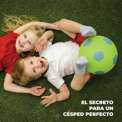 LUCCY Higienizador Césped Artificial 5 litros | Limpiador para Césped Artificial Triple Acción, Higienizador Concentrado, Control de Olores