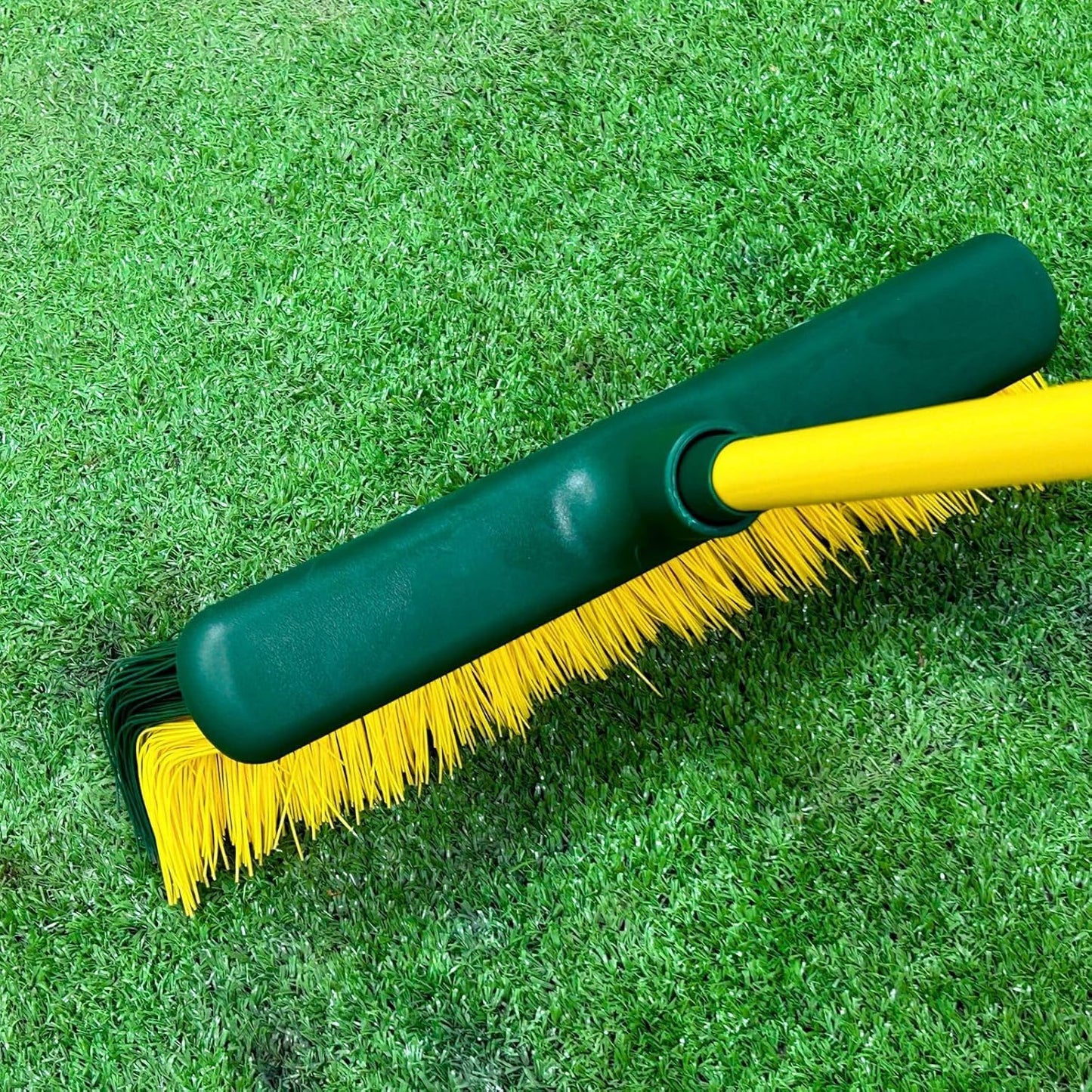 PLANTAWA Cepillo Césped Artificial | Ideal para el Cuidado y Mantenimiento de Césped Artificial | Cerdas Resistentes y Diseño Ligero | Sin Mango y Ligero